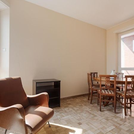 Milano - Roomy Apartment 300 M From M3 Affori Fn! Bagian luar foto